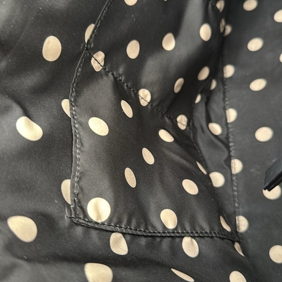 Anne Klein black quilted with tan polka dot interior bag - Picture 11 of 13